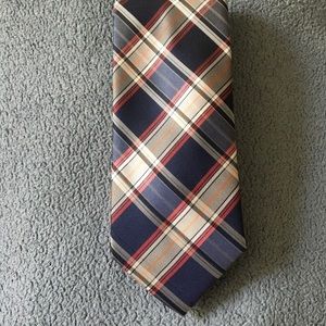 Alexander Julian checkered tie